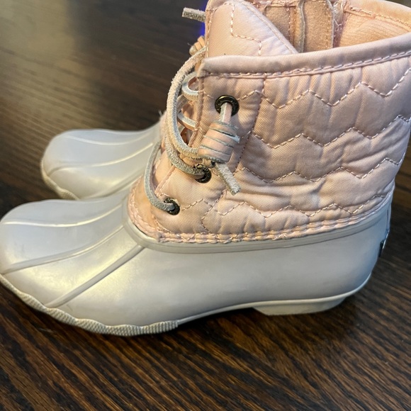 Sperry Duck Boots - size 2 girls - Picture 3 of 10